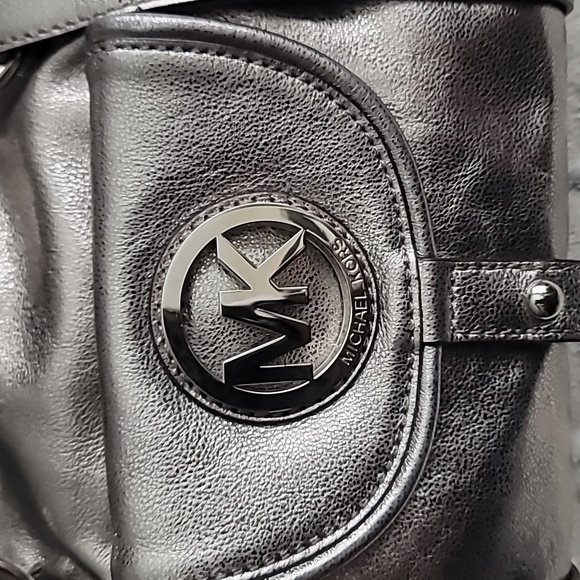 MICHAEL KORS Metallic Fulton Bowler Bag - Picture 4 of 13